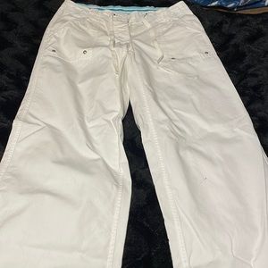 brand new white 90s baggy jeans